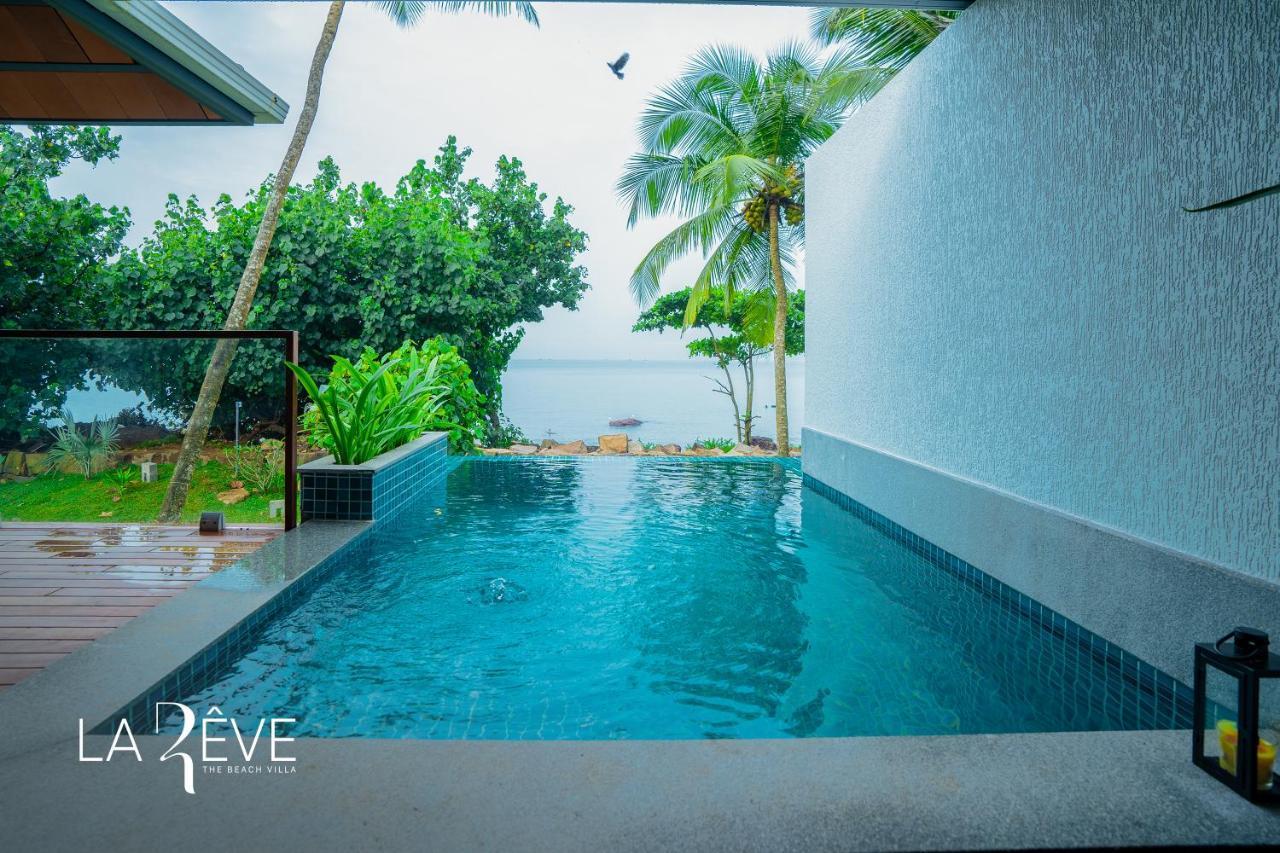 La Reve The Beach Villa Malappuram Exteriör bild