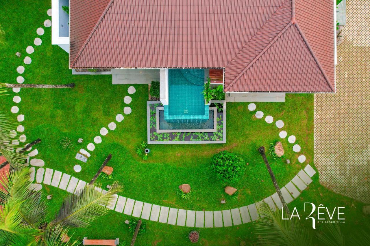 La Reve The Beach Villa Malappuram Exteriör bild